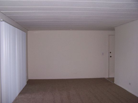3rd image of 1110 Mercury Dr Unit 1B