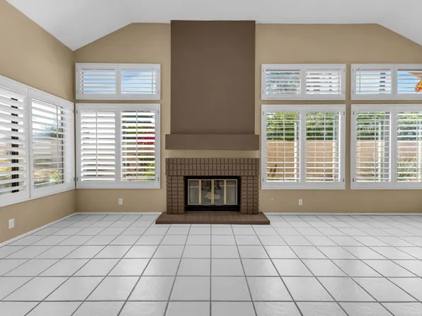 16 San Felipe Dr, Palm Desert, CA 92260