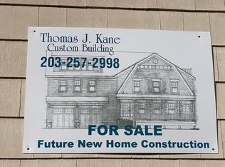 107 Newton St, Fairfield, CT 06824