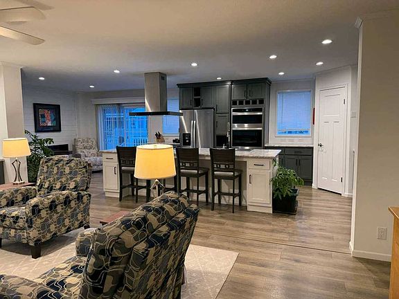 5th image of 849 California Dr