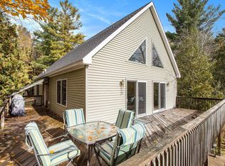 11241 Somers Ln, Honor, MI 49640