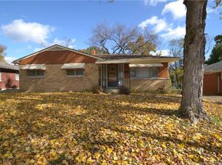 214 Mockingbird Dr, Jeffersonville, IN 47130