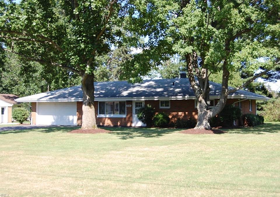 1st image of 9345 Brookdale Ln