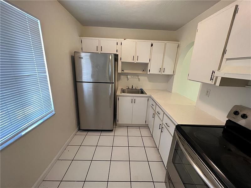 1st image of 505 NW 177th St APT 132
