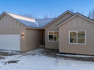 2211 S Skyward View Cir, Palmer, AK 99645