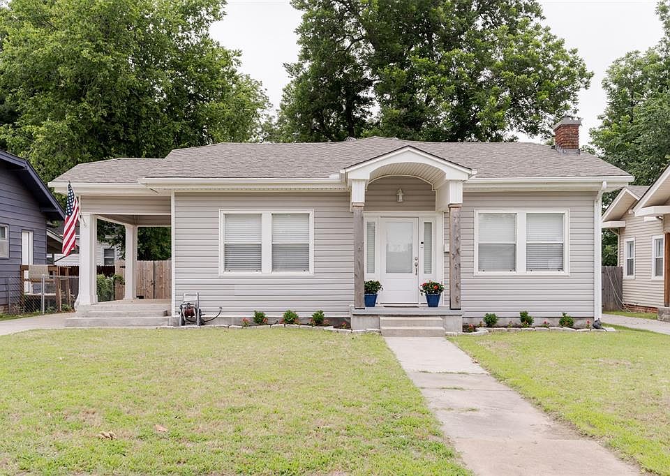 1st image of 2020 NW 17th St