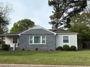 2803 Jefferson Dr, Greenville, NC 27858