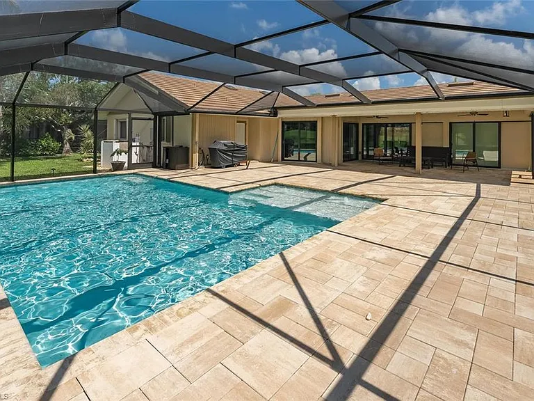 9977 Treasure Cay Ln — Photo 18
