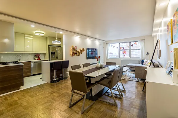 Sold by Benjamin Realty Since 1980 | media 15