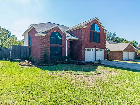 2nd image of 2118 Turf Club Dr