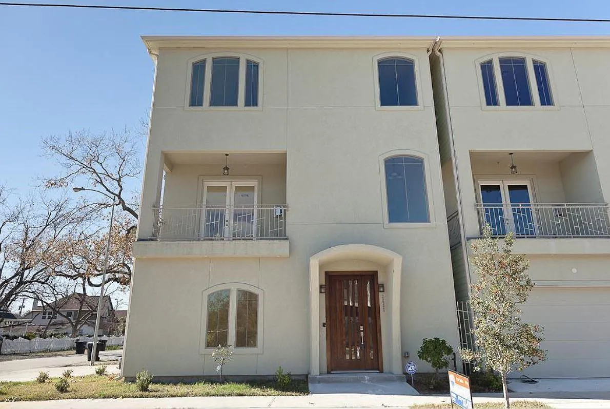 4 bed, 3.5 bath, 2994 sqft, $3,550 — Photo 2