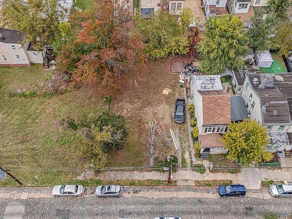 1st image of 2811 Garfield Ave