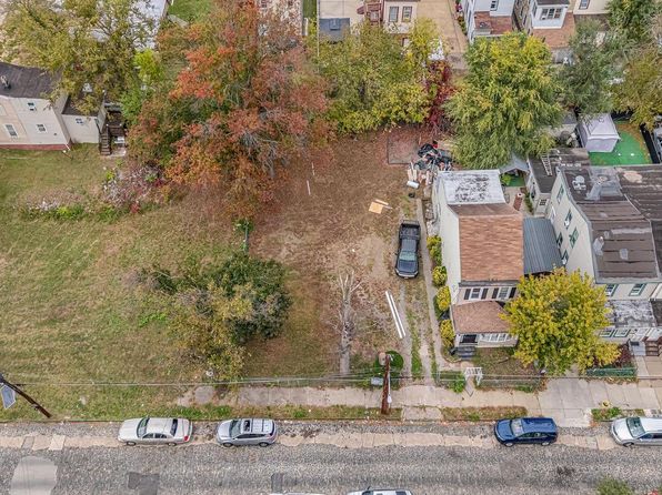2809 Garfield Ave, Camden, NJ 08105