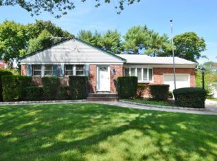 19 Teaneck Dr, East Northport, NY 11731