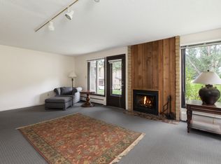 120 Gopher Rd APT 17, Avon, CO 81620
