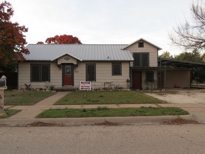 810 E Leslie St, Hamilton, TX, 76531
