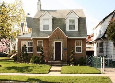 1st image of 111-50 Myrtle Ave