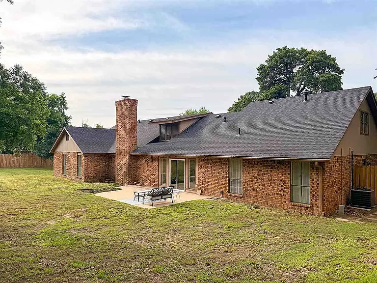 109 Road Runner Dr — Photo 33
