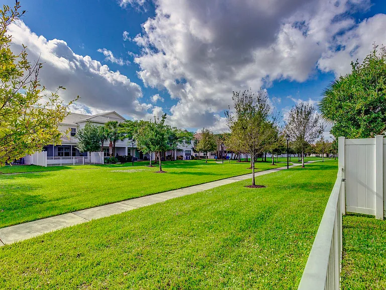 11900 Cypress Key Way — Photo 34