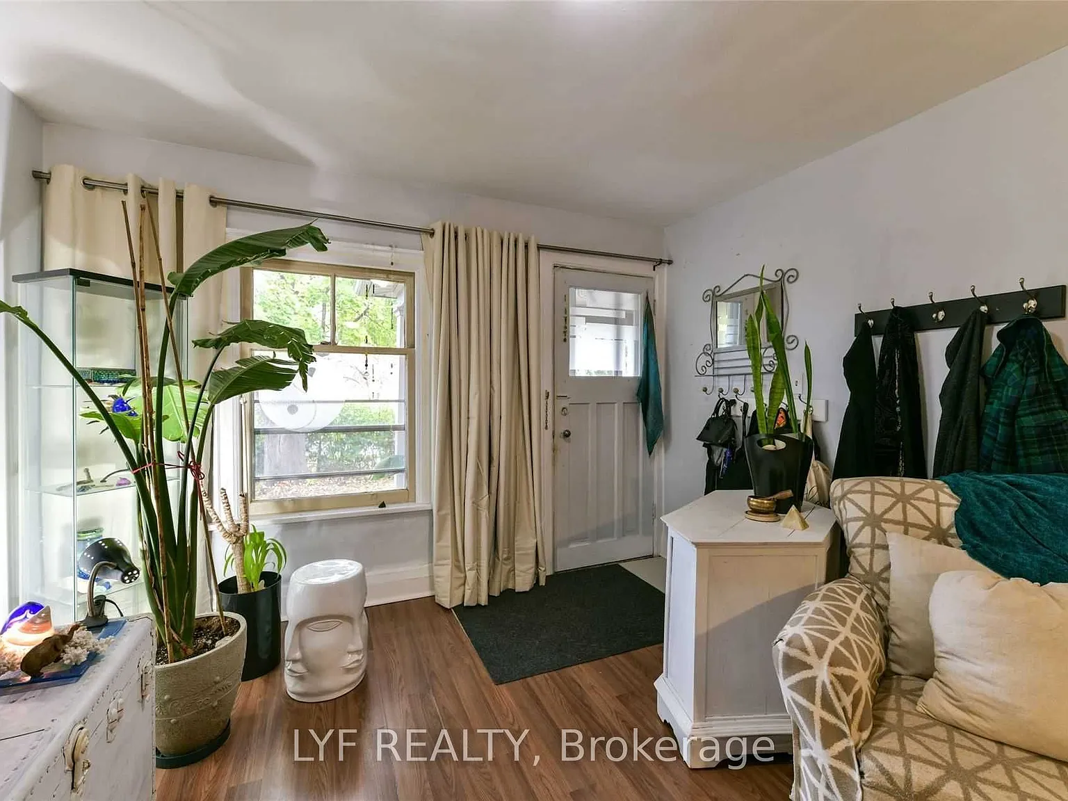 1 bed, $1,200 — Photo 3