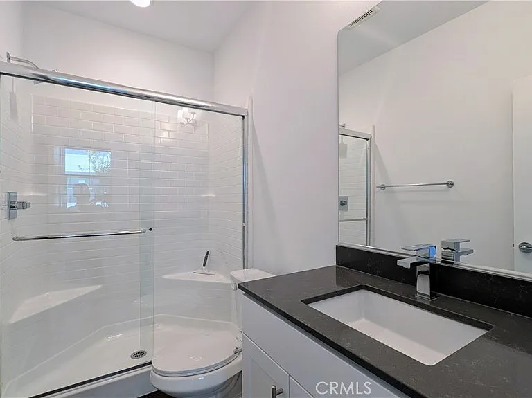 231 Babson Ct — Photo 7