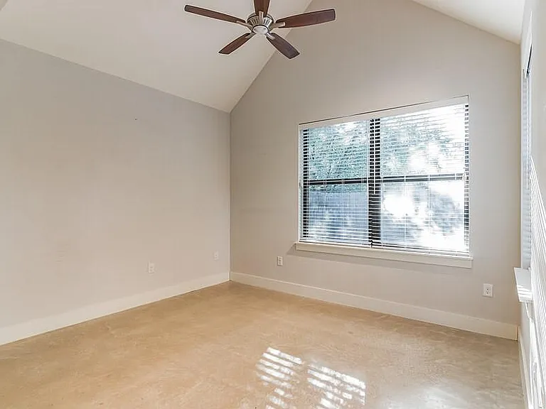 5611 William Holland Ave #D — Photo 7