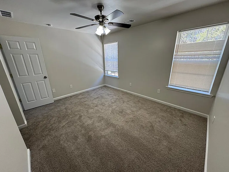 4709 Autumn Rose Trl — Photo 7