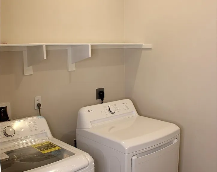9190 Connolly Way — Photo 26