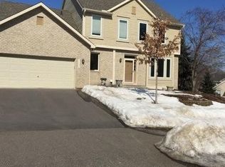 16868 Candlewood Pkwy, Eden Prairie, MN 55347