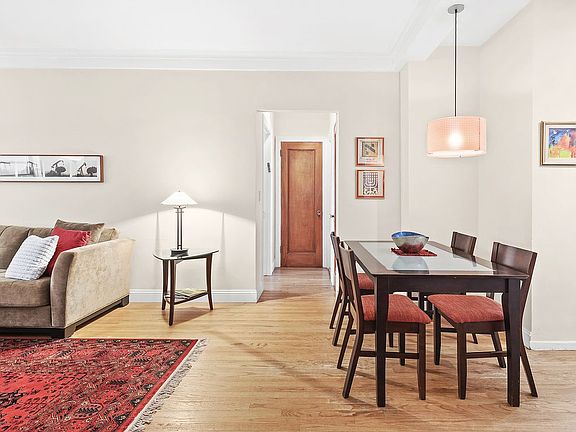 2nd image of 304 W 89th St #9C
