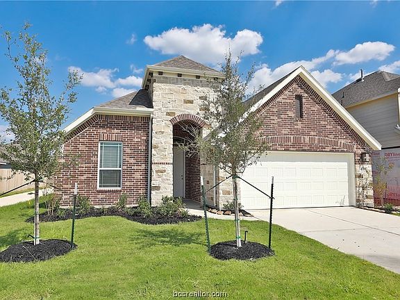 3rd image of 6315 Fulton Dr