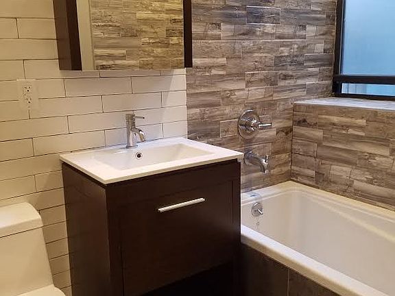 2nd image of 425 Rogers Ave