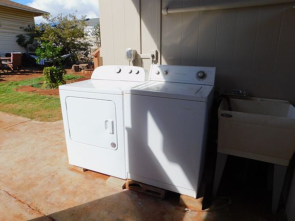 Full size washer and dryer for the cottage tenants.