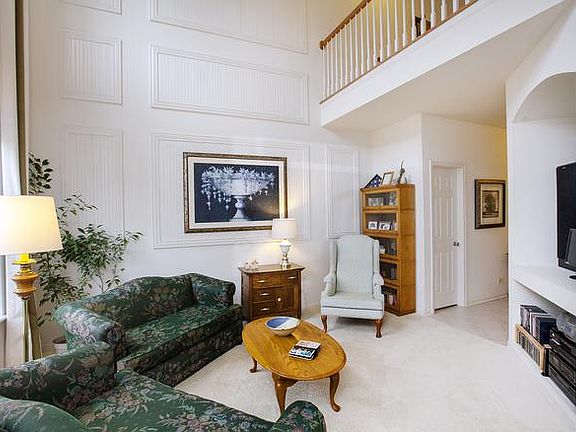 5th image of 743 S Jade Ln