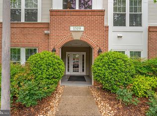 1519 N Point Dr #1-0101, Reston, VA 20194