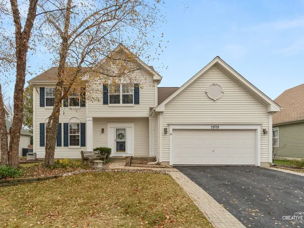 2979 Arbor Ln, Aurora, IL 60502