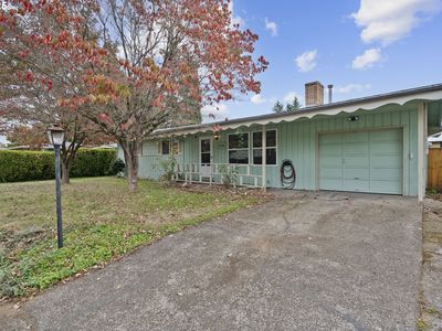 18918 NE Davis St, Portland, OR, 97230