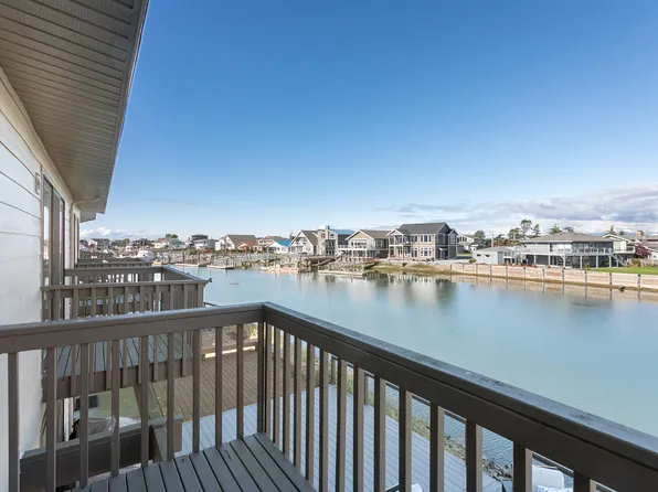4038 Mayne Ln APT 2, Ferndale, WA 98248