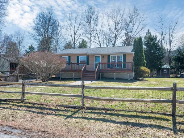 17 David Lane, Wurtsboro, NY 12790