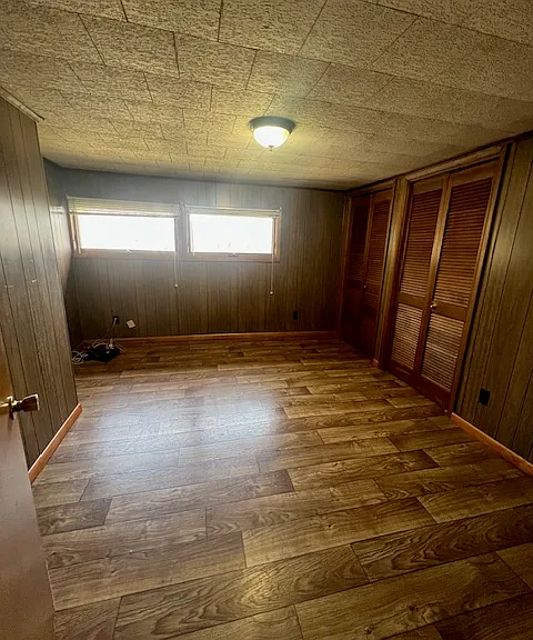 7945 Lenzburg Dr — Photo 19