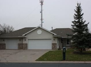 1012 Dennis St S, Maplewood, MN 55119