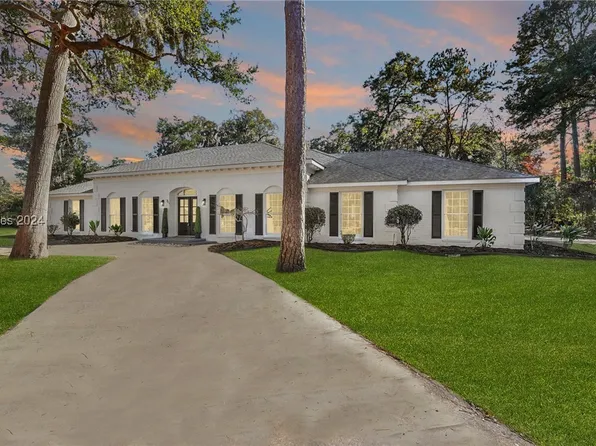 901 Forrest Ln, Beaufort, SC 29902