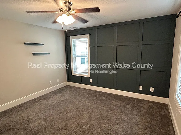 5412 Robbins Dr — Photo 6
