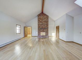 23 Old Minisink Trl, Goshen, NY 10924