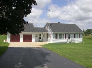 9750 McKinney Rd, Brooklyn, MI 49230