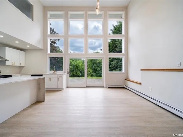 3 Willow Brook Drive, Newburgh, NY 12589