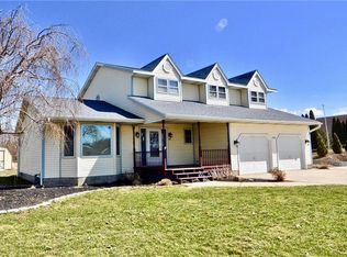 1787 Orchard Beach Rd, North East, PA 16428