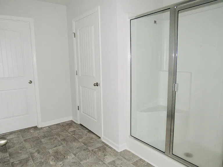 211 River Forest Dr — Photo 12
