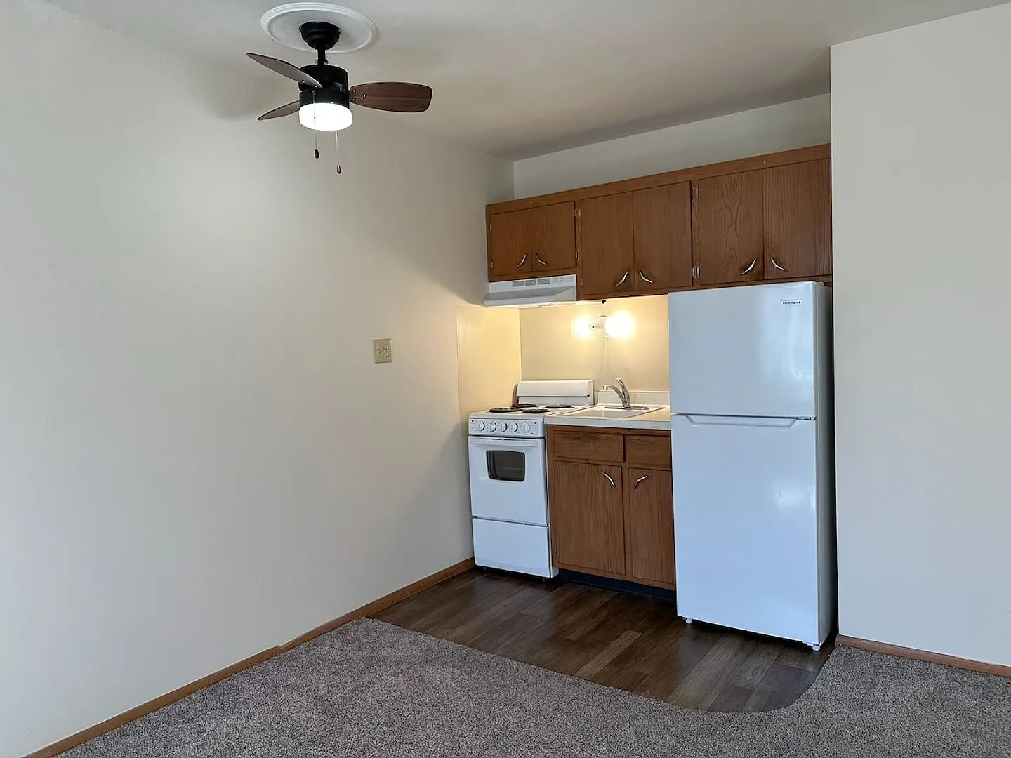 Rees Street Lofts — Photo 2