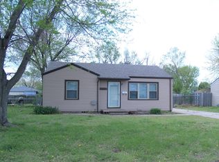 2705 W Merton St, Wichita, KS 67213